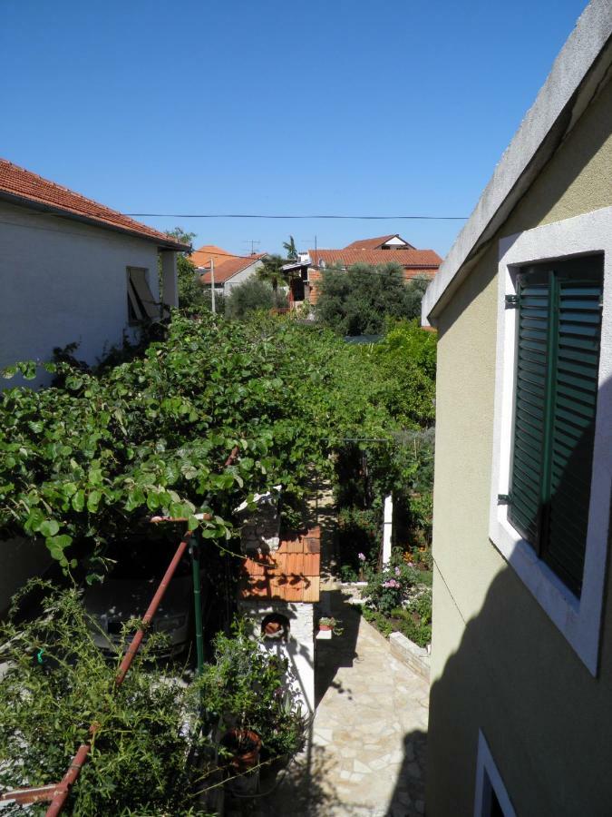 Apartman Mia Biograd Biograd Na Moru Buitenkant foto