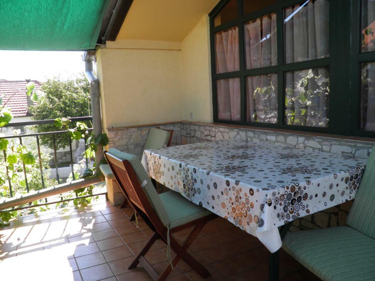 Apartman Mia Biograd Biograd Na Moru Buitenkant foto