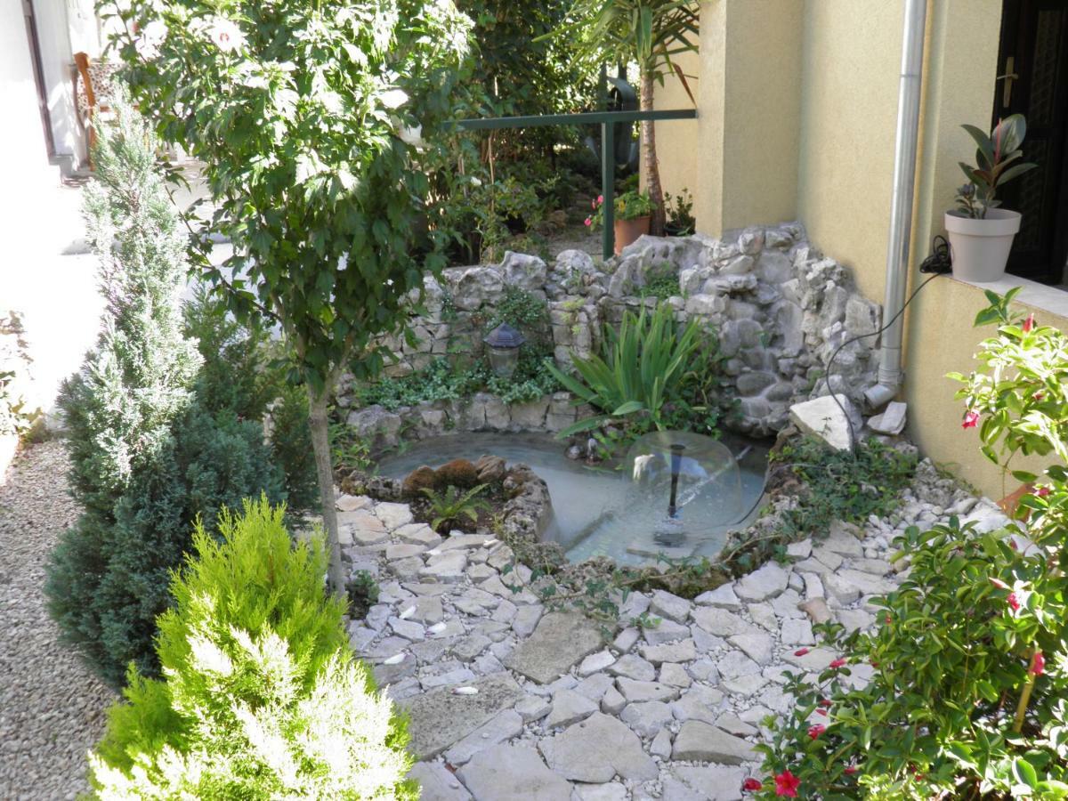 Apartman Mia Biograd Biograd Na Moru Buitenkant foto